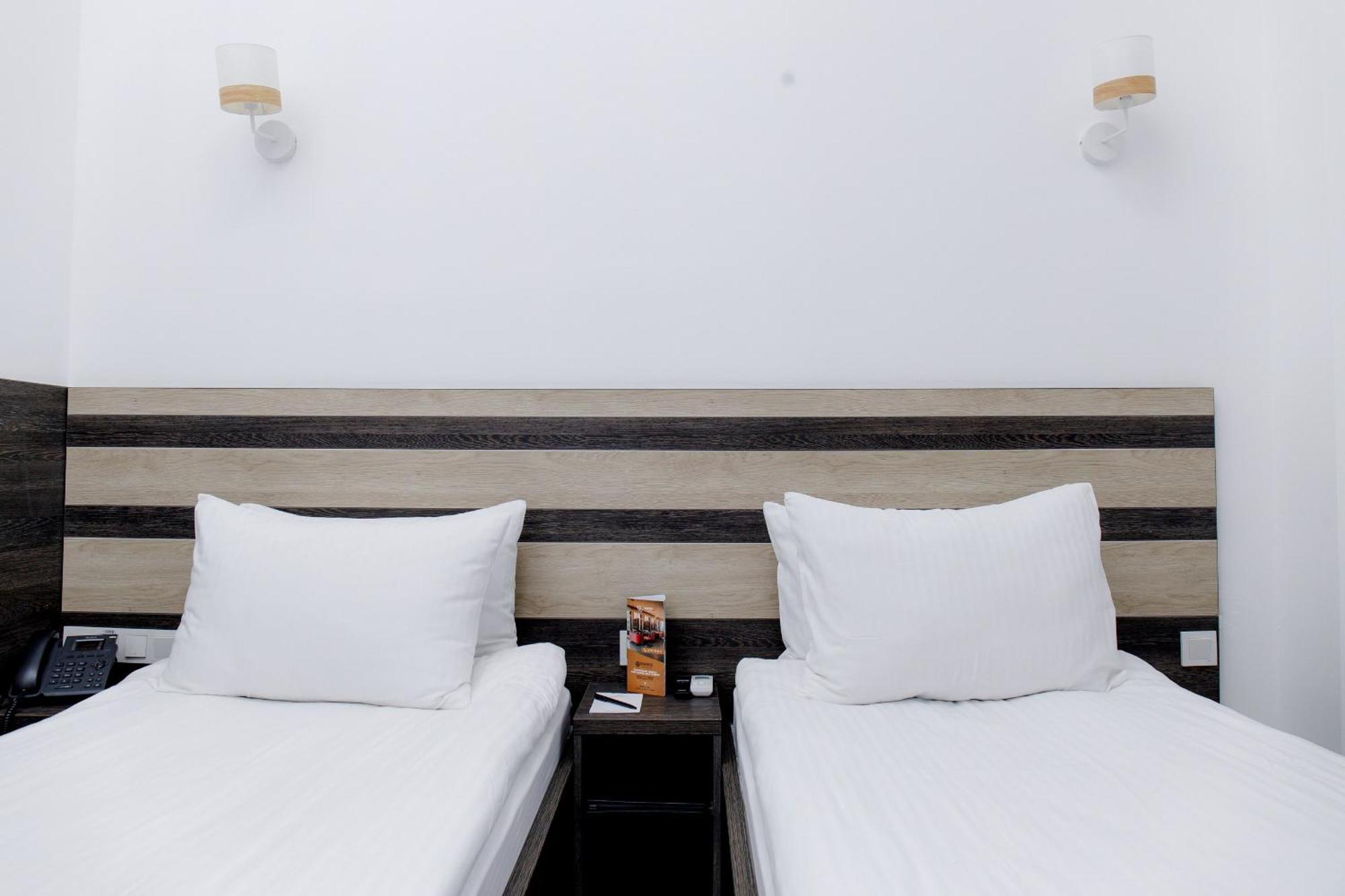 Infinity Plaza Hotel Atyraū Eksteriør bilde